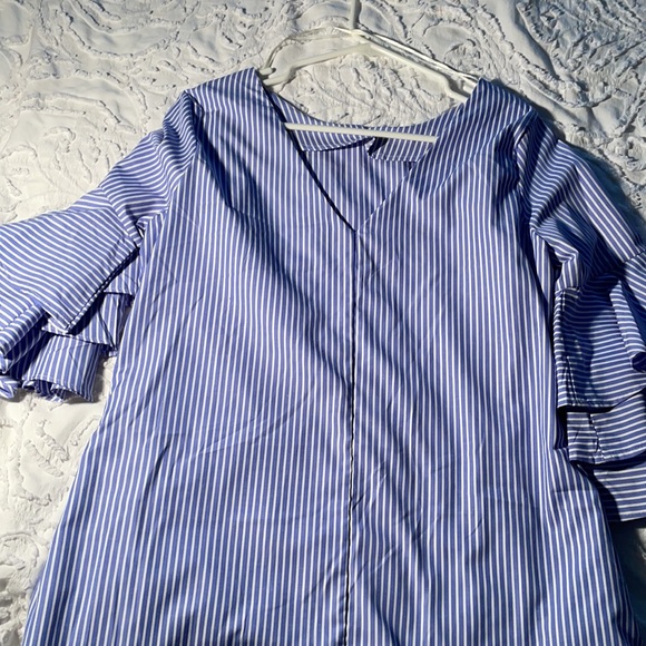 Summer dress - Picture 3 of 3